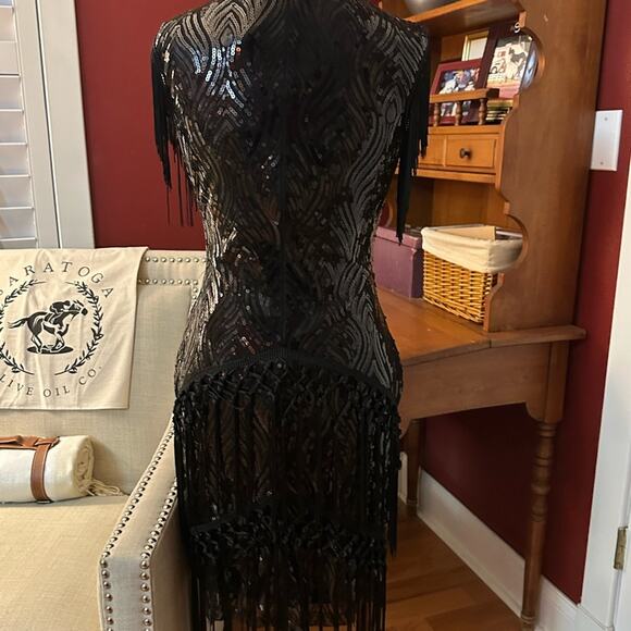 Babeyond NWT Black Asymmetrical Sequined Sheath Dress Sz M - Picture 4 of 7